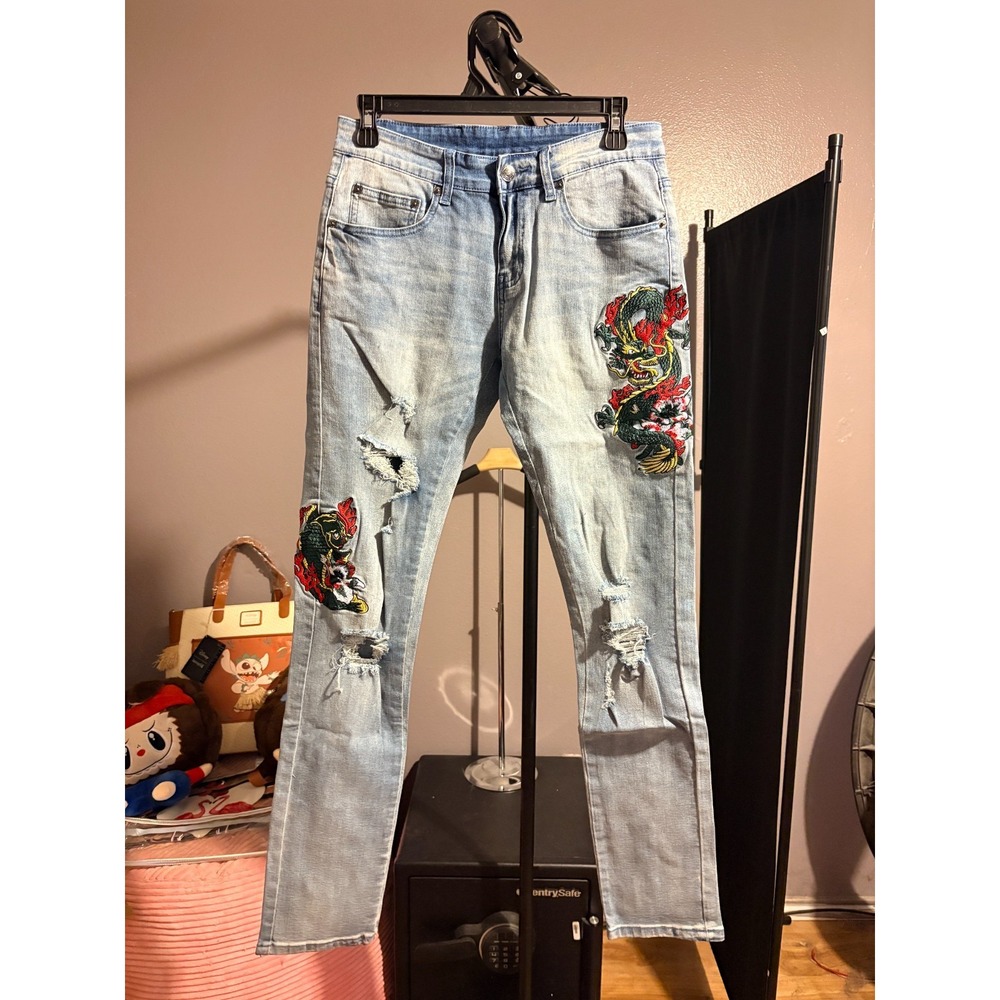 Y&R Blue Denim Distressed, Stretchy with Dragon Appliques Pants Sz 28